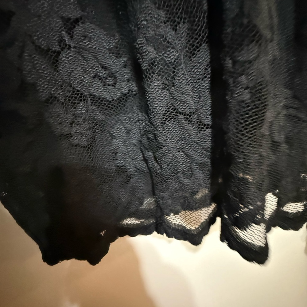 Olvi’s The Lace Collection Black Dress (pictures don’t do it justice) bodycon - Picture 7 of 9